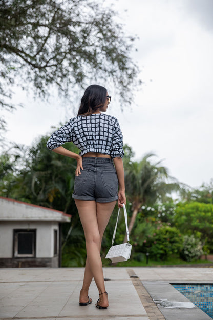 Cubic Curves Cut-out Top - Yuvani