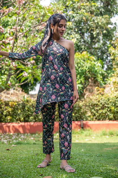 Dark Dazzle Co-ord Set - Yuvani