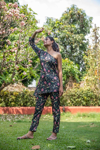 Dark Dazzle Co-ord Set - Yuvani