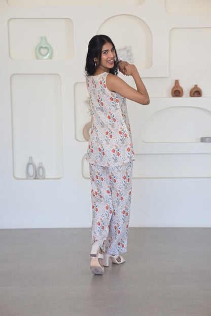 Red & Beige Floral Sleeveless Co-Ord Set - Yuvani
