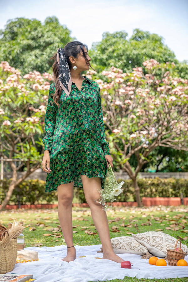 Retro Revival Green Dress - Yuvani